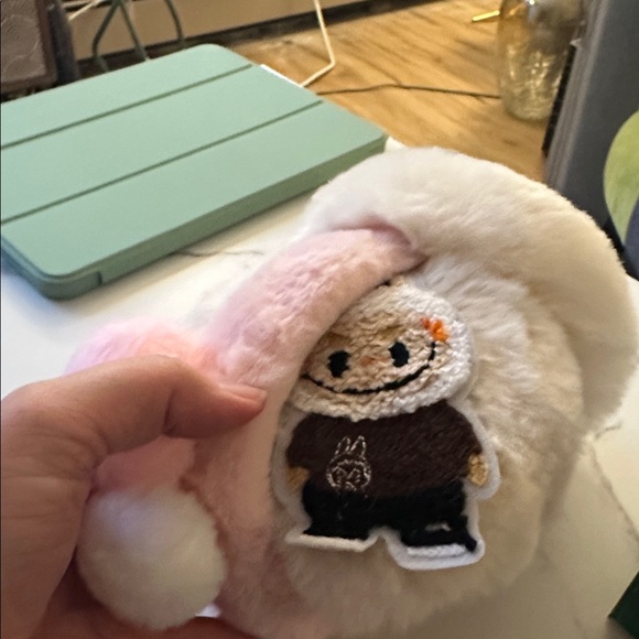 Lafufu Fuzzy Earmuffs - Picture 5 of 5